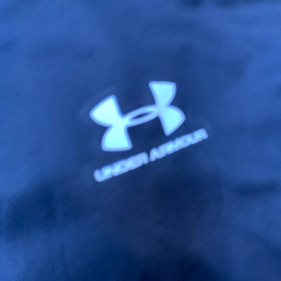 Brand New Men’s Under Armour black short sleeve t-shirt. - Picture 8 of 8